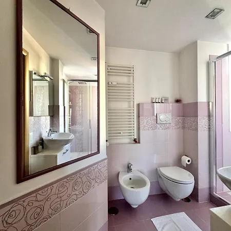דירה Raffaella Vatican House *